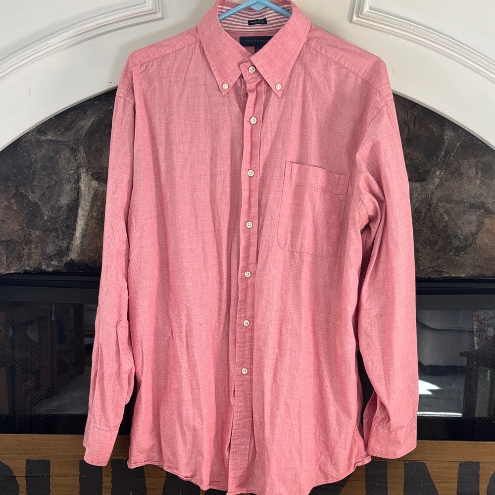 Tommy Hilfiger Men's Casual Salmon Button-Down Shirt size 17 34-35 XL